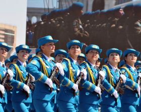 В Астане прошел военный парад в честь Дня защитника отечества